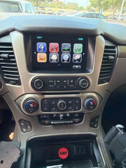 Used 2018 GMC Yukon Denali w/ Open Road Package AWD/4WD image 3