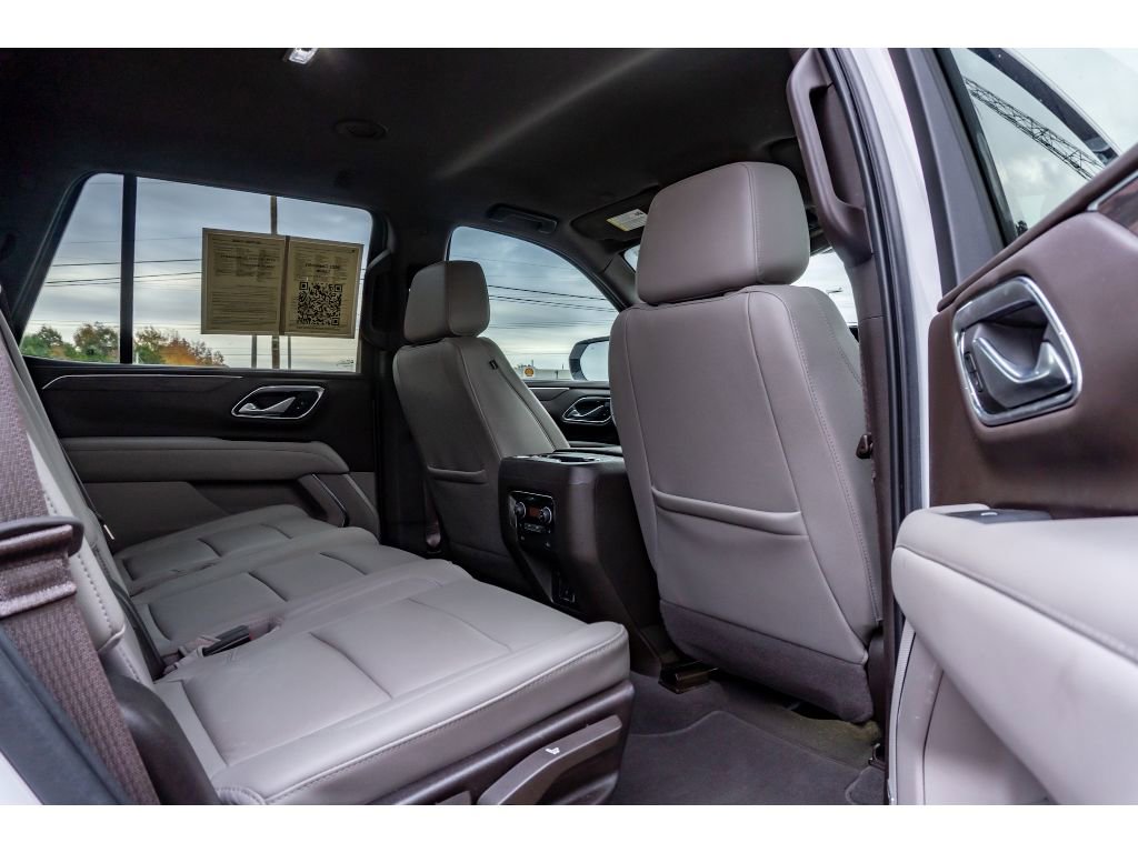 Used 2022 Chevrolet Tahoe LT w/ Luxury Package image 15