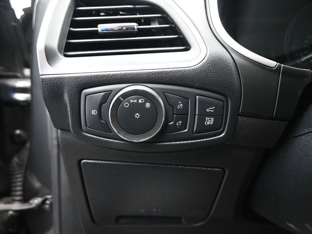 Certified 2020 Ford Edge SEL w/ Convenience Package image 12