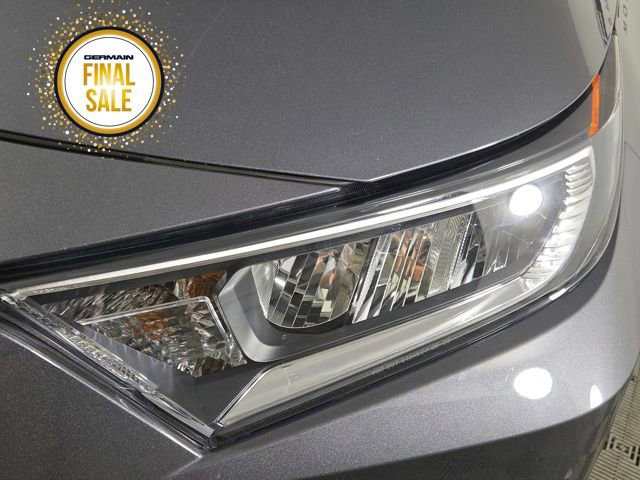 Used 2021 Toyota RAV4 XLE image 12