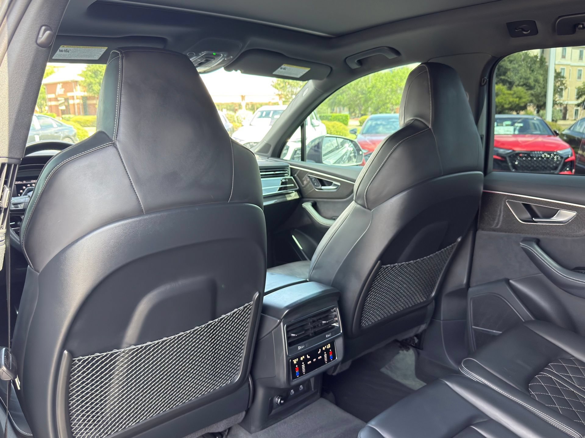 Used 2024 Audi SQ7 Premium Plus w/ Carbon Package AWD/4WD image 34