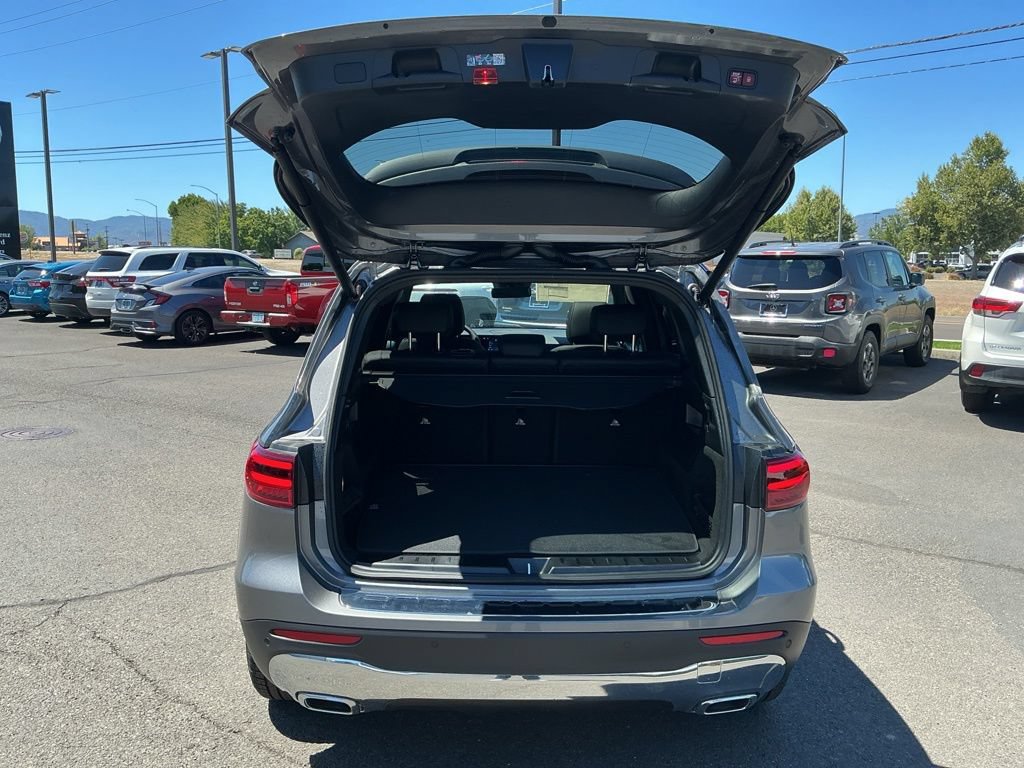 New 2026 Mercedes-Benz GLB 250 4MATIC image 25