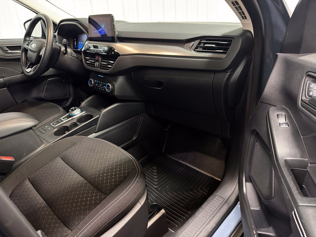 Certified 2024 Ford Escape Active AWD/4WD image 17