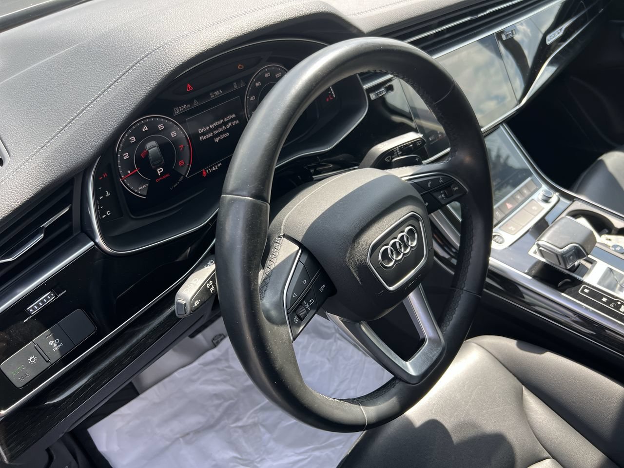 Used 2023 Audi Q7 2.0T Premium w/ Convenience Package AWD/4WD image 18