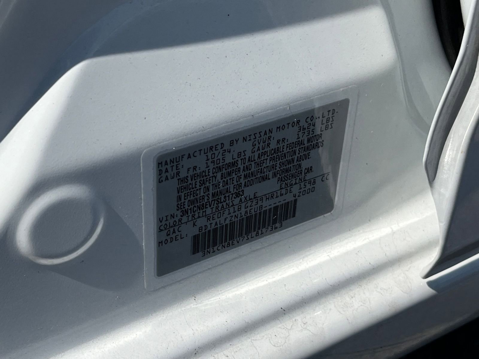 Used 2025 Nissan Versa SV image 25