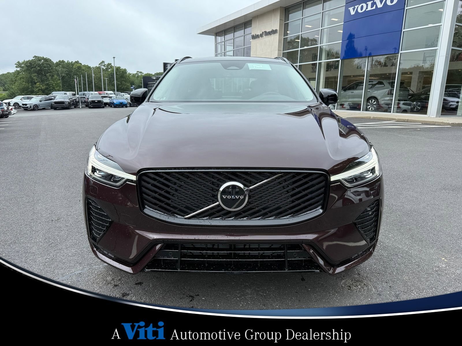 Used 2026 Volvo XC60 B5 Core w/ Protection Package Premier image 3