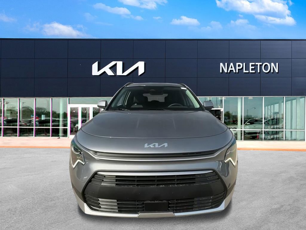 Certified 2025 Kia Niro EX image 4