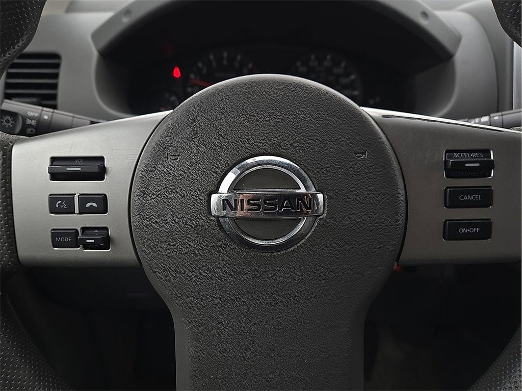 Used 2018 Nissan Frontier SV image 19