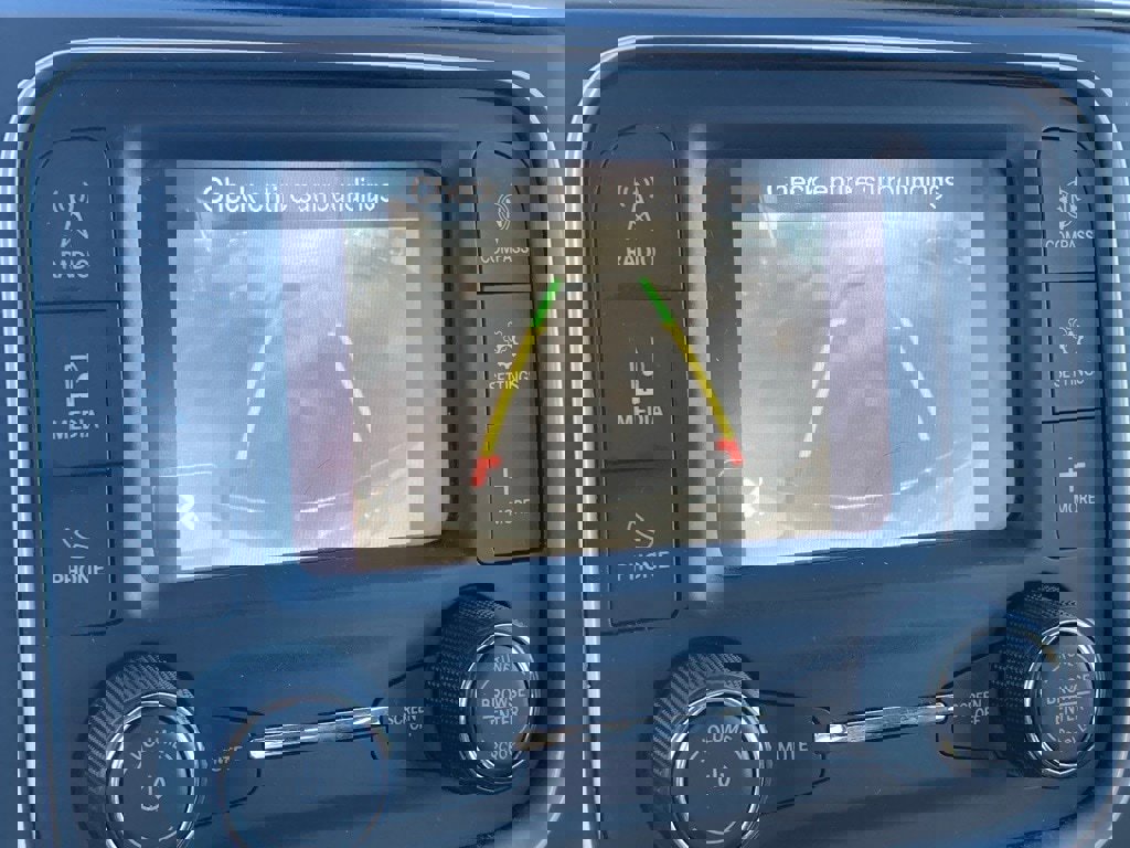 Used 2024 RAM 1500 Classic SLT image 22