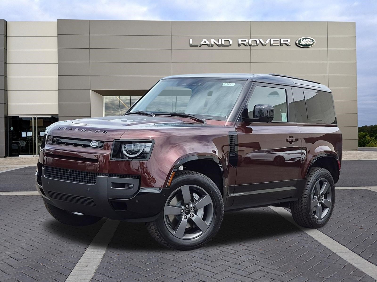 New 2026 Land Rover Defender 90 X-Dynamic SE