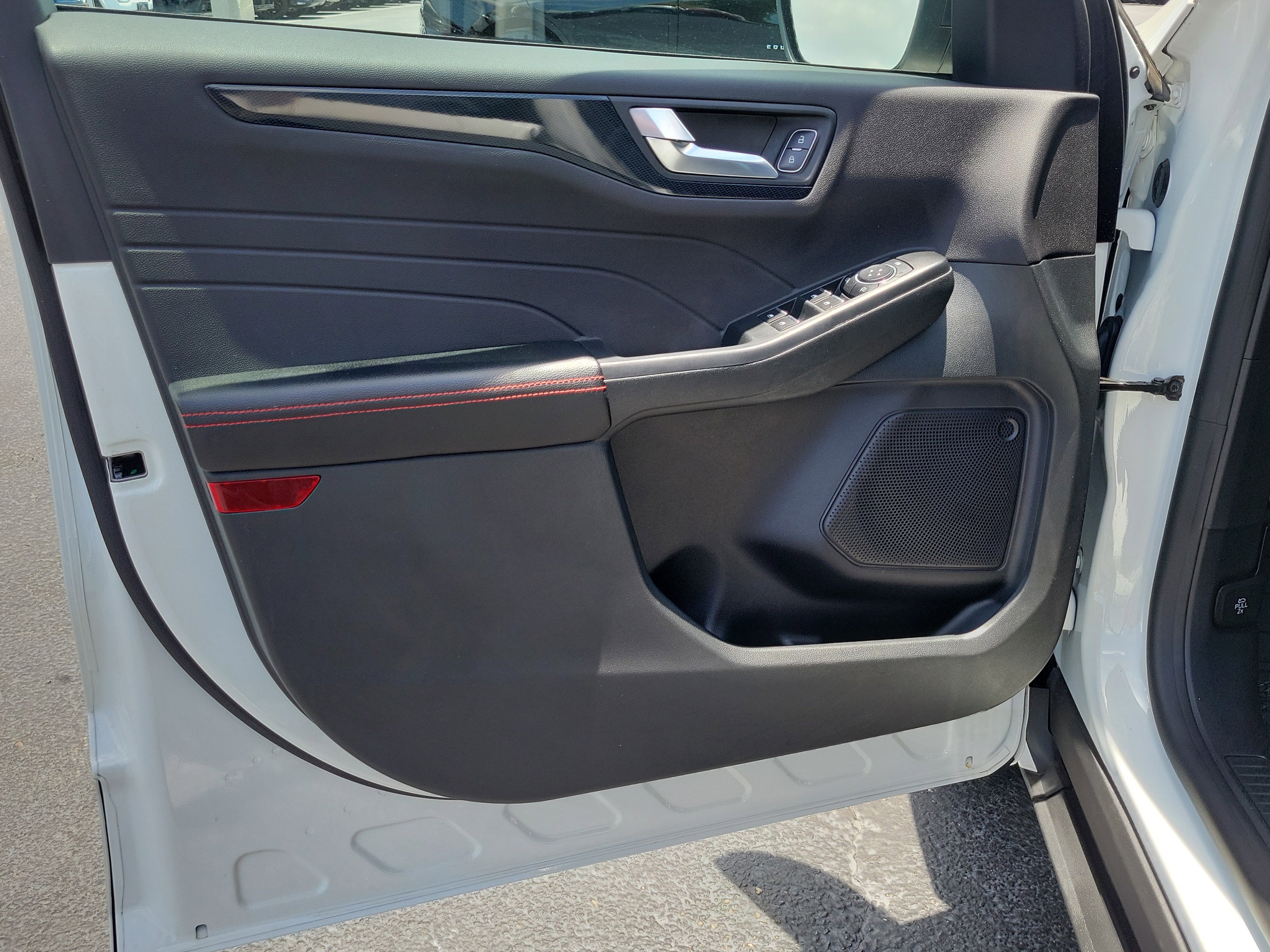 Certified 2023 Ford Escape ST-Line w/ Tech Pack #1 FWD image 19