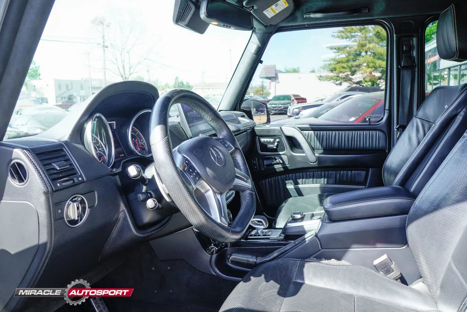Used 2018 Mercedes-Benz G 63 AMG 4MATIC w/ Night Package image 21