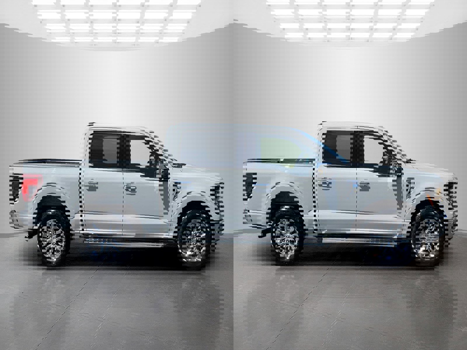 Used 2024 Ford F150 XLT w/ Equipment Group 302A MID RWD image 3