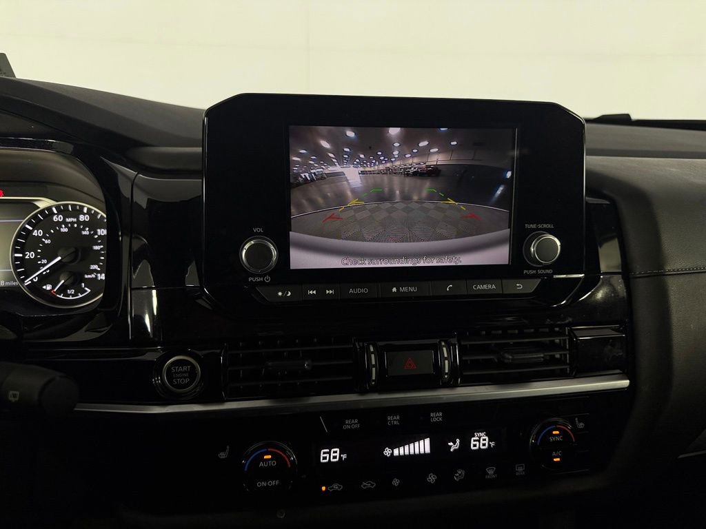 Used 2024 Nissan Pathfinder SV w/ Black Appearance Package FWD image 18