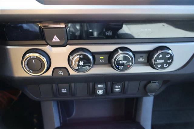 Used 2018 Toyota Tacoma SR5 image 18