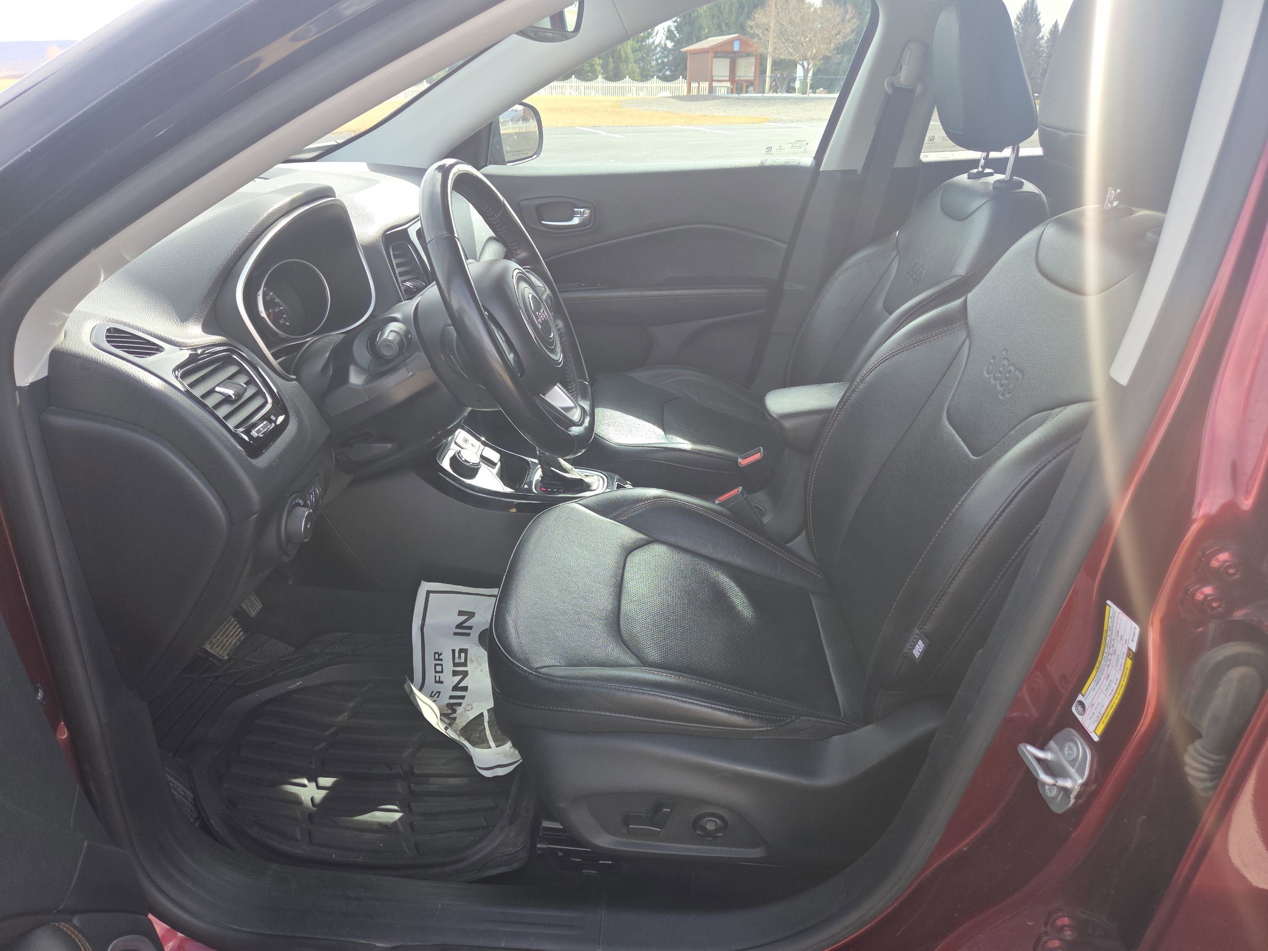 Used 2021 Jeep Compass Limited AWD/4WD image 9