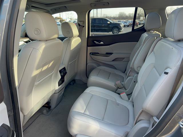 Used 2020 GMC Acadia SLT w/ Premium Package image 21