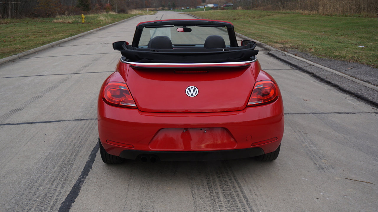 Used 2014 Volkswagen Beetle 2.5 image 4