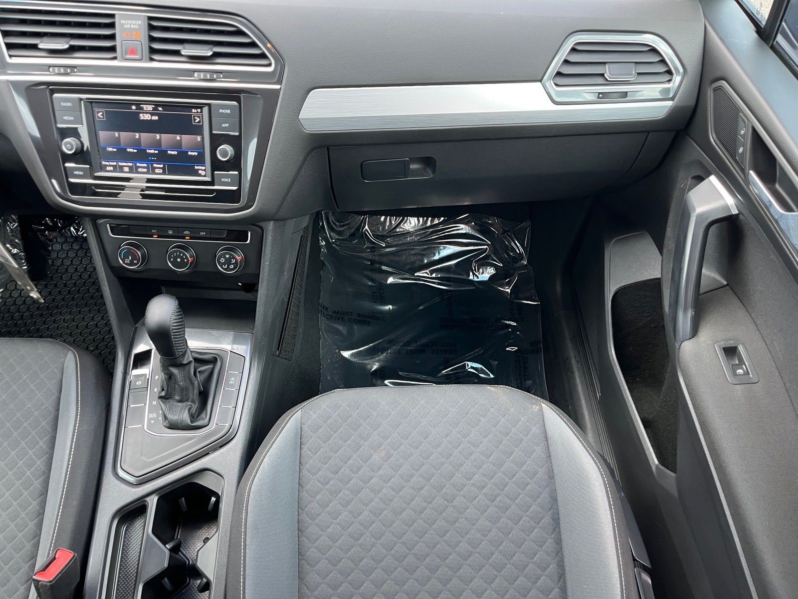 Used 2021 Volkswagen Tiguan S FWD image 15