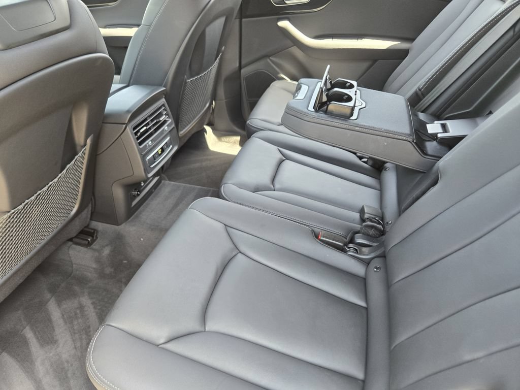 Certified 2026 Audi Q7 2.0T Premium AWD/4WD image 40