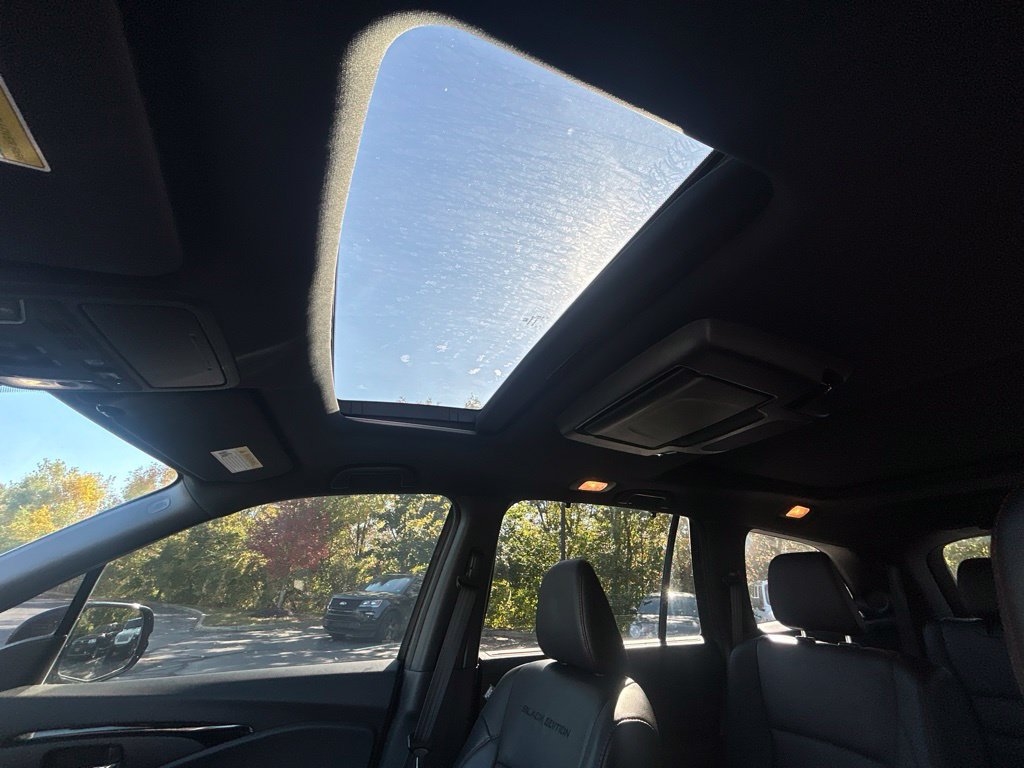 Used 2020 Honda Pilot Black Edition image 16