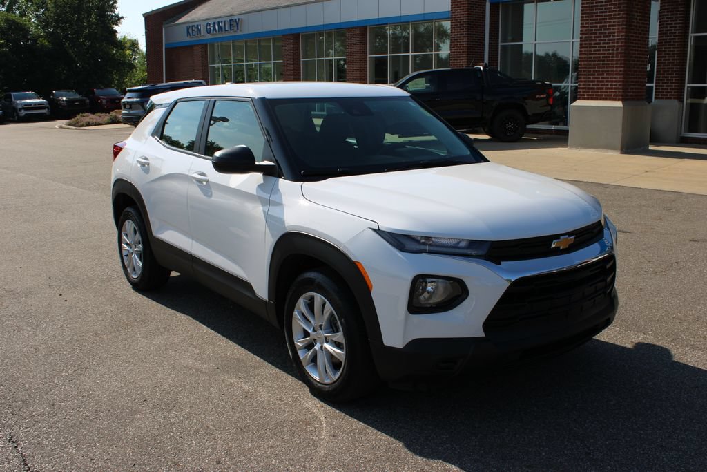 Used 2023 Chevrolet TrailBlazer LS FWD video 2