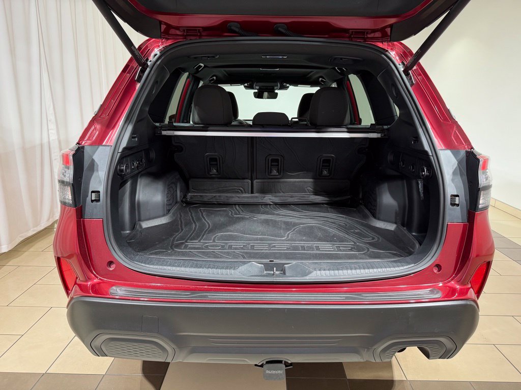 Used 2025 Subaru Forester Premium w/ Convenience Package #1 AWD/4WD image 12