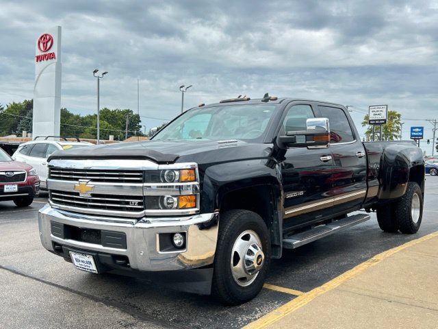 Used 2015 Chevrolet Silverado 3500 LTZ w/ Duramax Plus Package AWD/4WD image 5