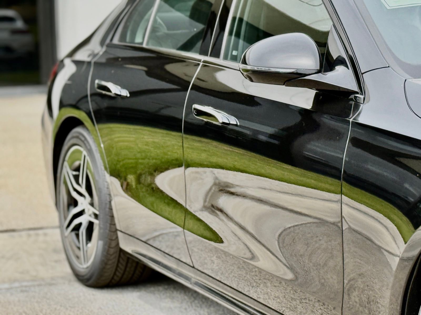 New 2026 Mercedes-Benz E 450 4MATIC Sedan image 10