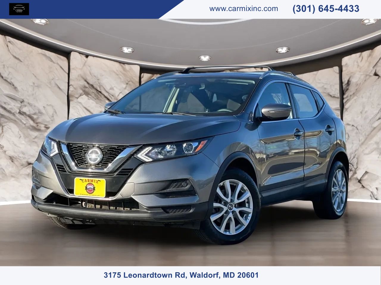 Used 2020 Nissan Rogue Sport SV image 1