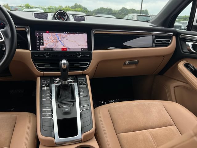 Used 2021 Porsche Macan AWD/4WD image 14