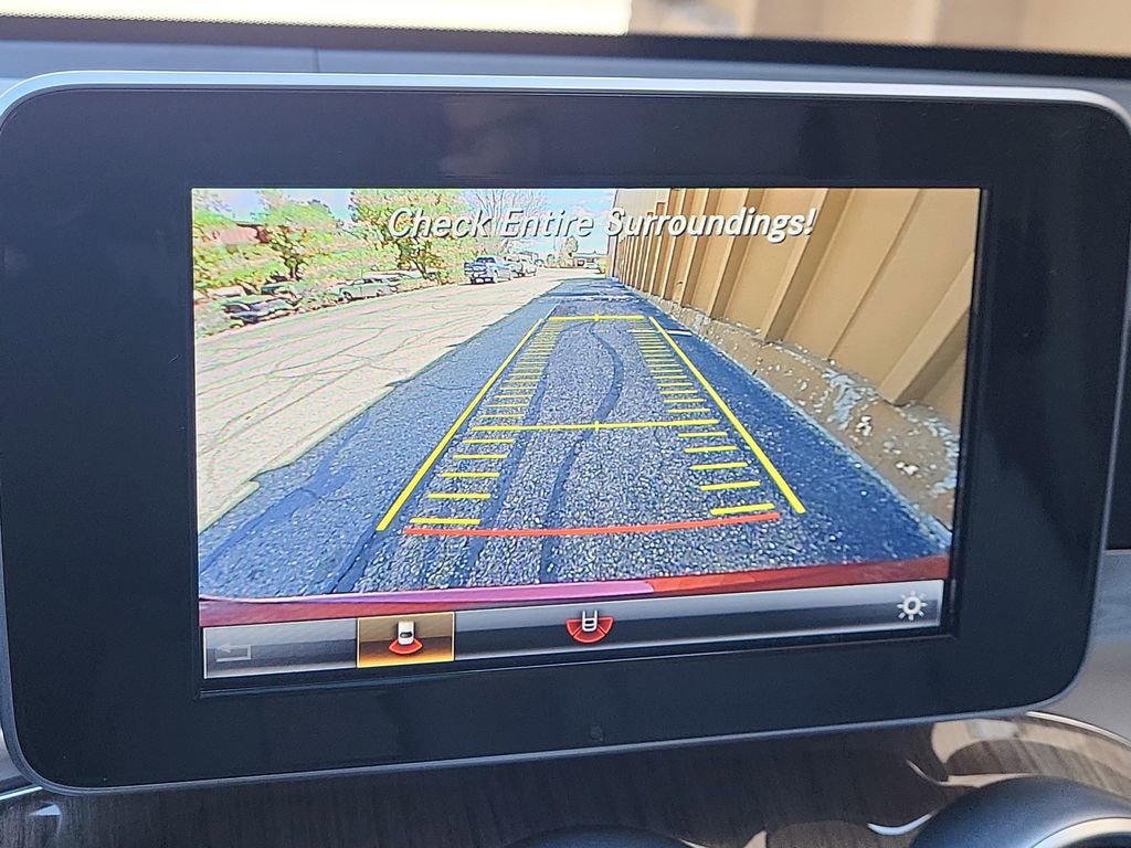 Used 2019 Mercedes-Benz GLC 300 4MATIC image 18