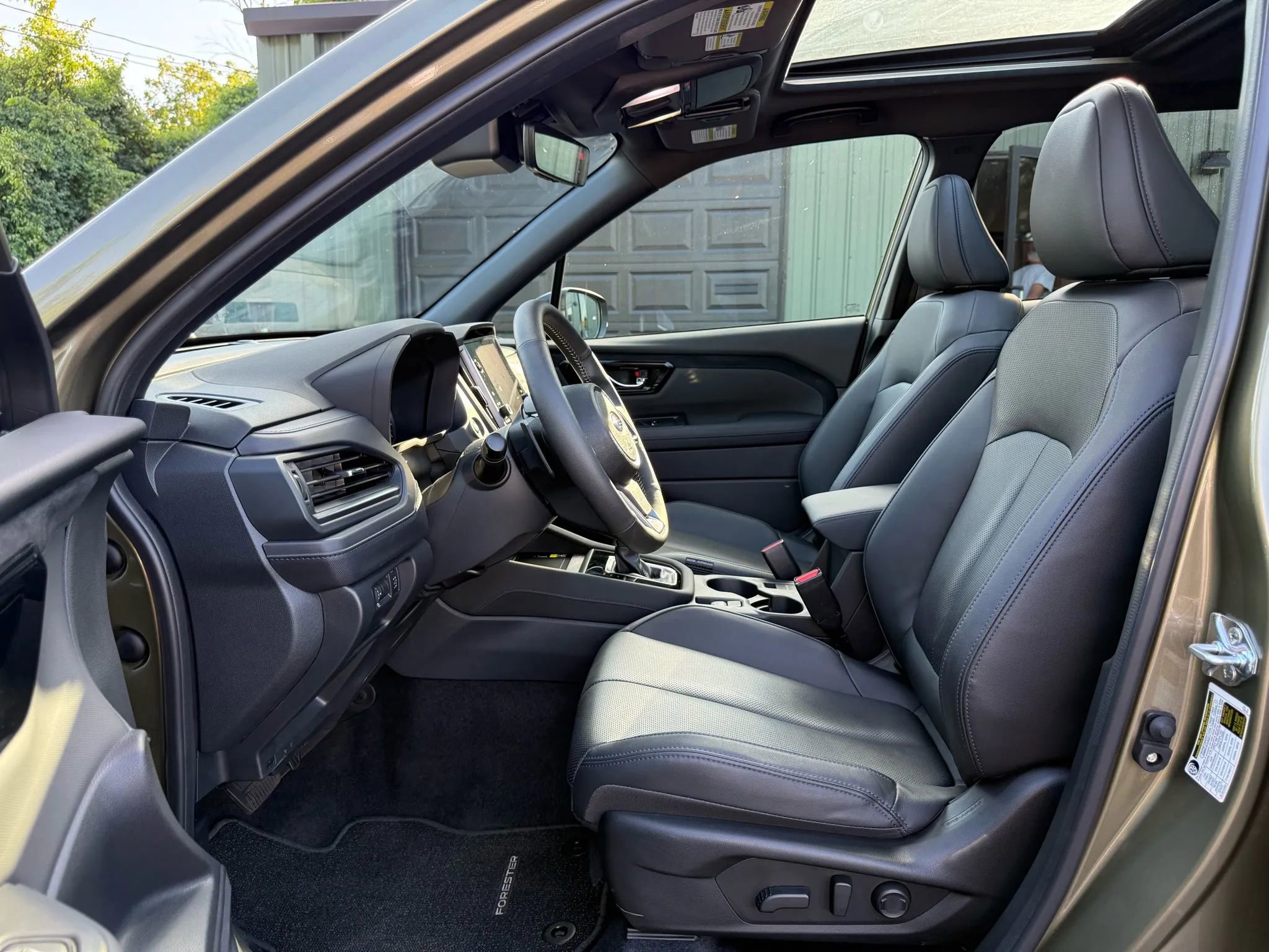Used 2025 Subaru Forester Limited image 2