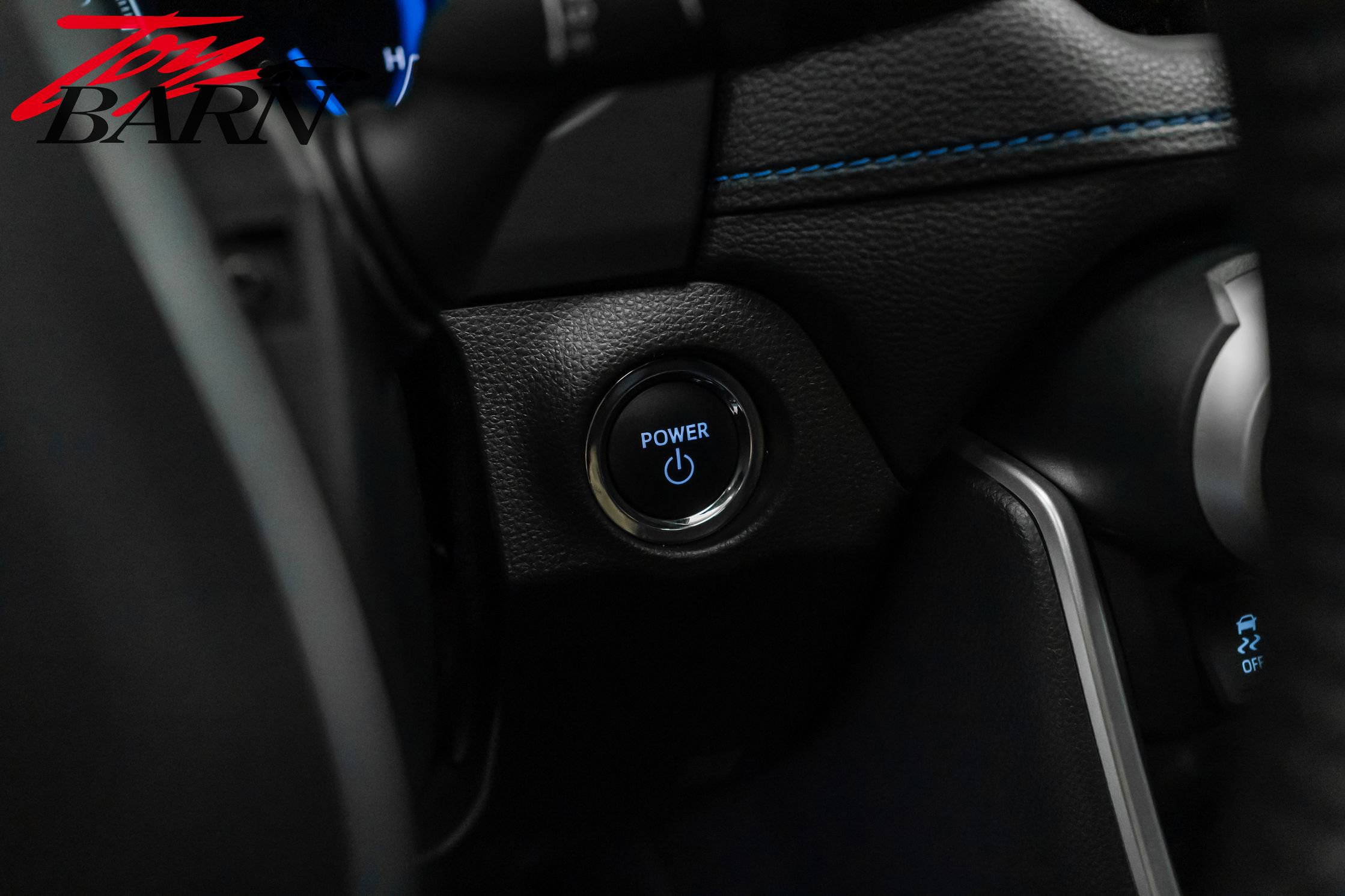 Used 2023 Toyota RAV4 SE w/ Convenience Package image 34