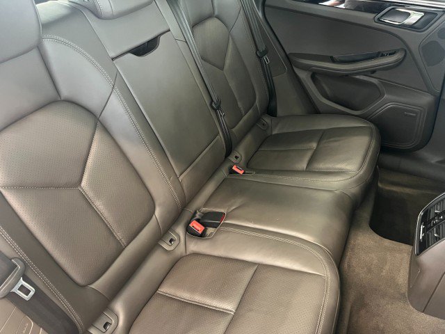 Used 2016 Porsche Macan S AWD/4WD image 39