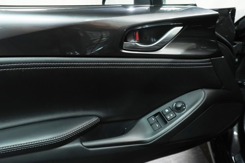 Used 2025 MAZDA MX-5 Miata Grand Touring RWD image 20