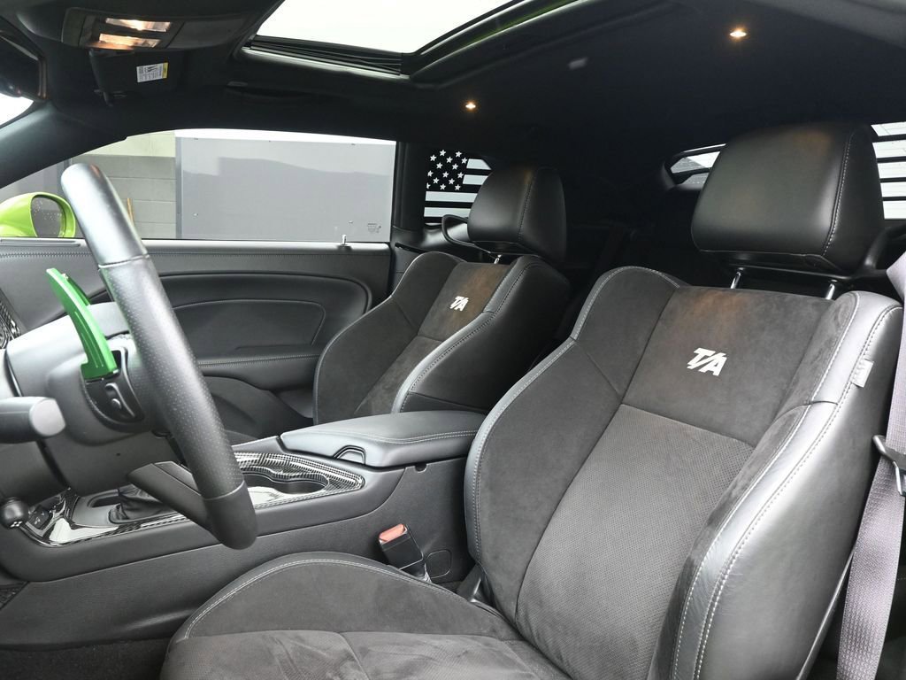 Used 2023 Dodge Challenger R/T Scat Pack image 3