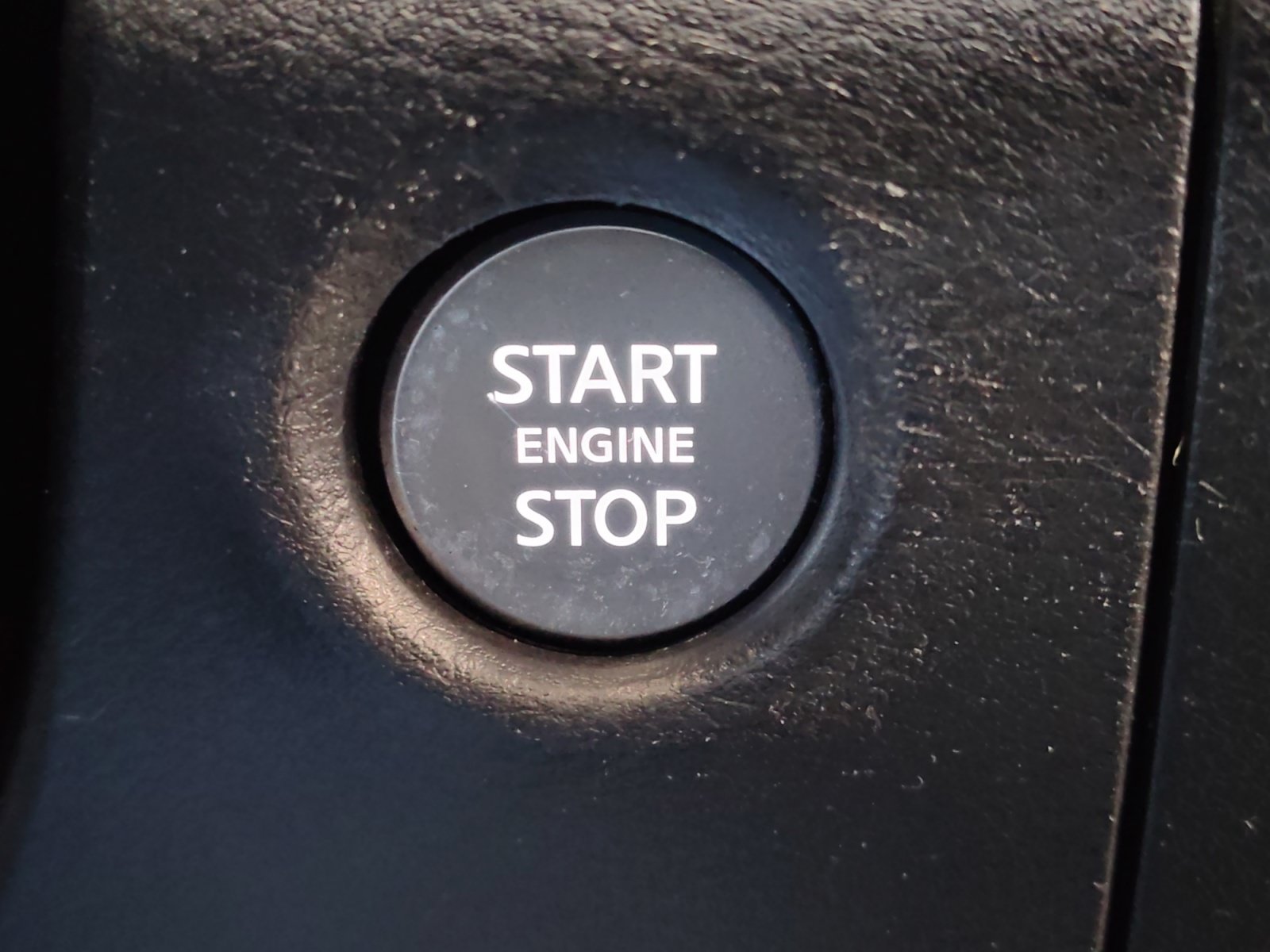 Used 2022 Nissan Frontier SV AWD/4WD image 31