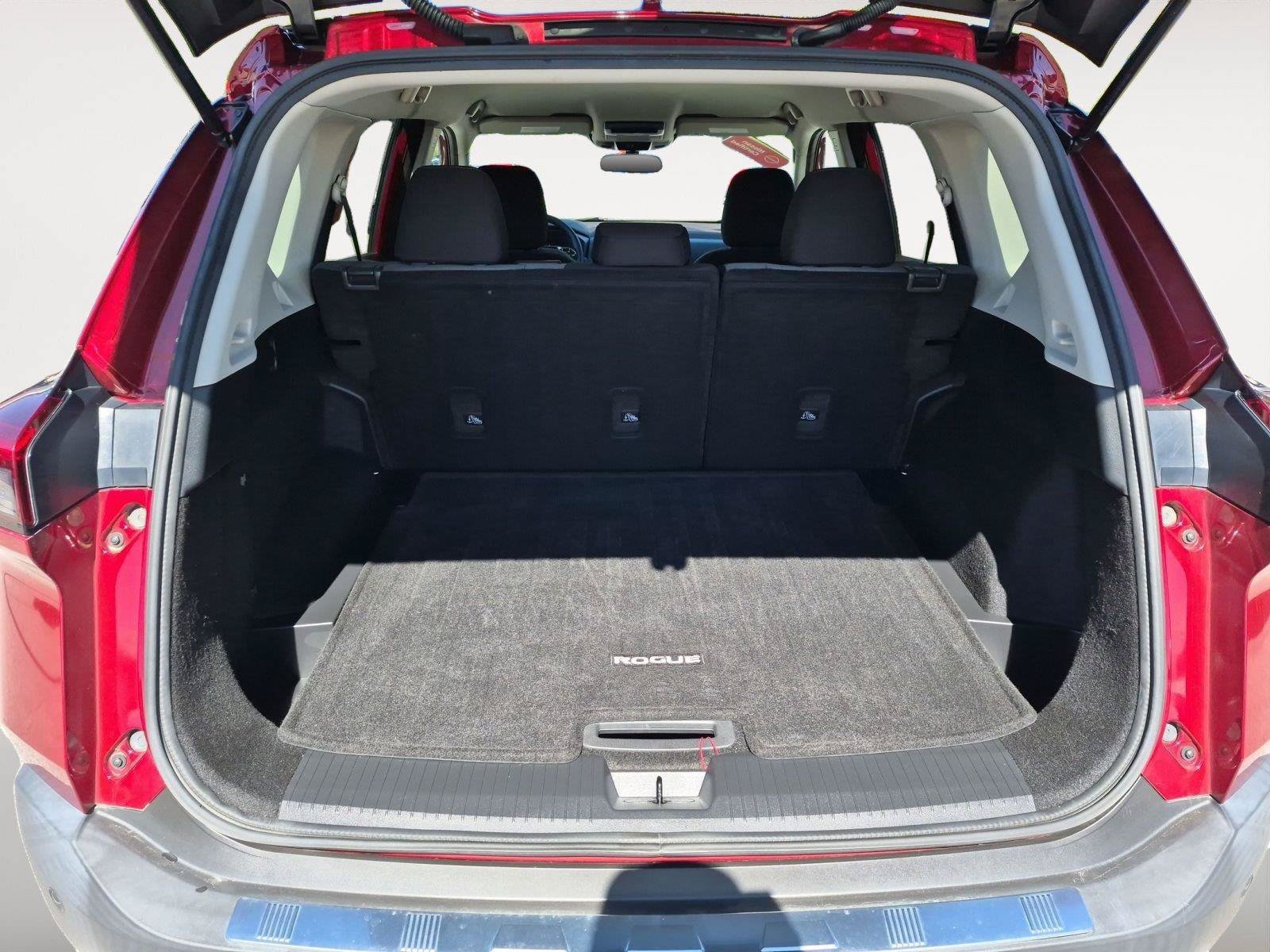 Certified 2021 Nissan Rogue SV AWD/4WD image 14