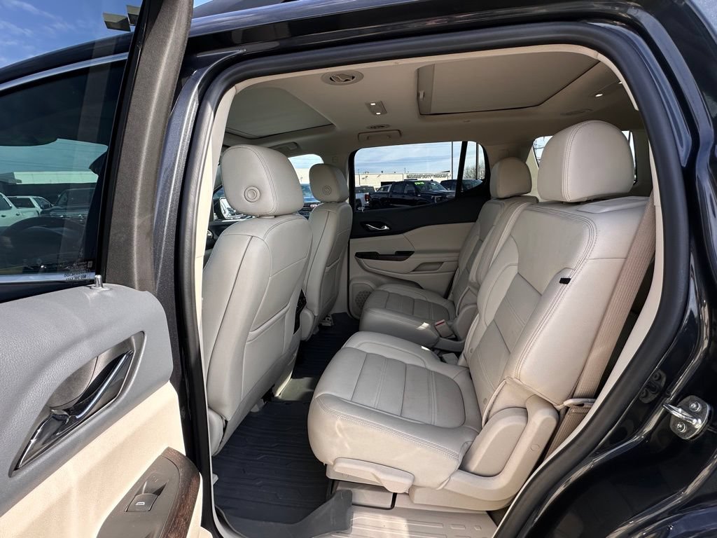 Certified 2021 GMC Acadia Denali w/ Denali Ultimate Package AWD/4WD image 24