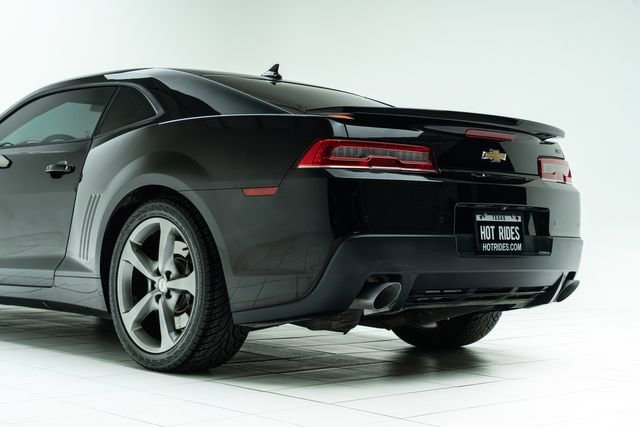 Used 2014 Chevrolet Camaro SS w/ RS Package image 19