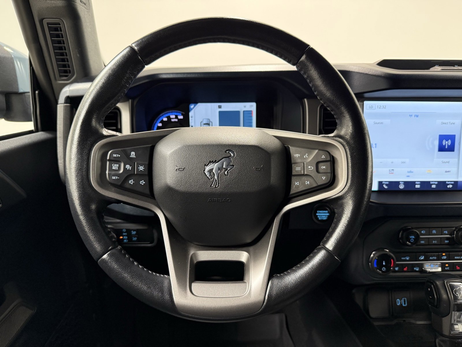 Used 2022 Ford Bronco Outer Banks image 25