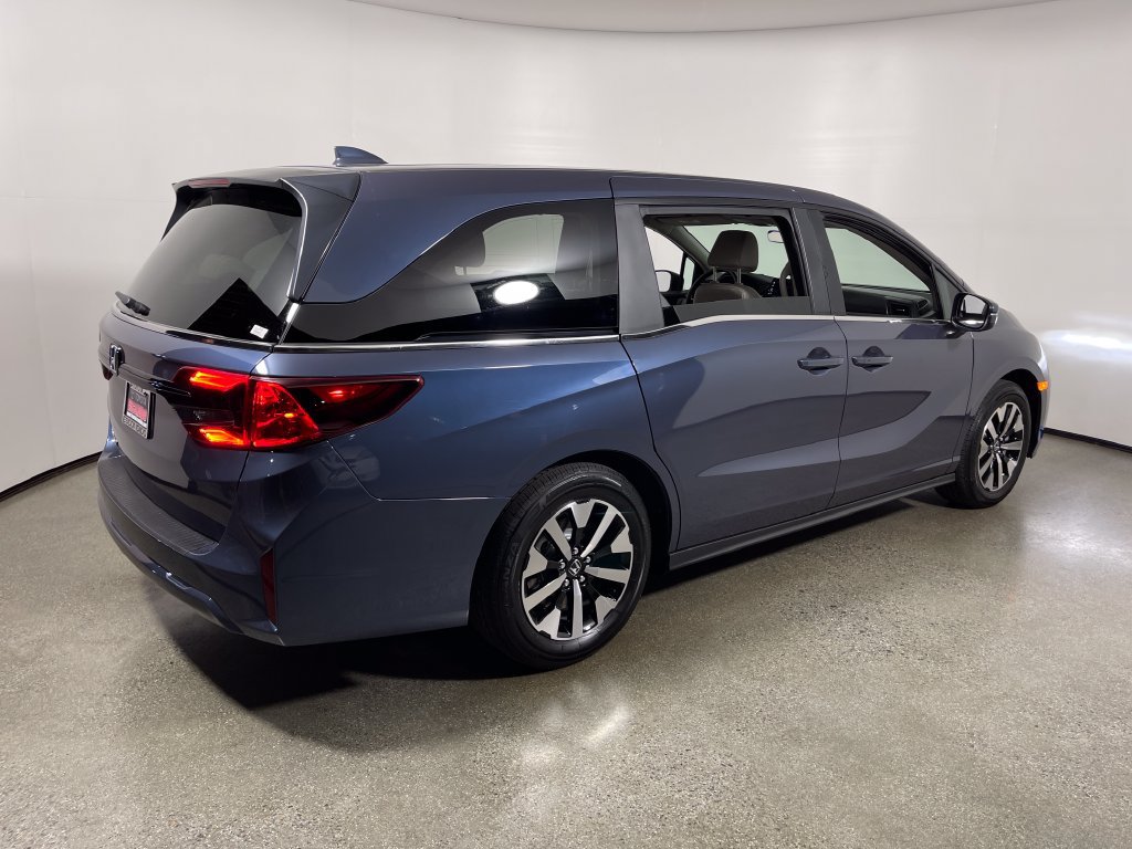 Used 2026 Honda Odyssey EX-L image 3