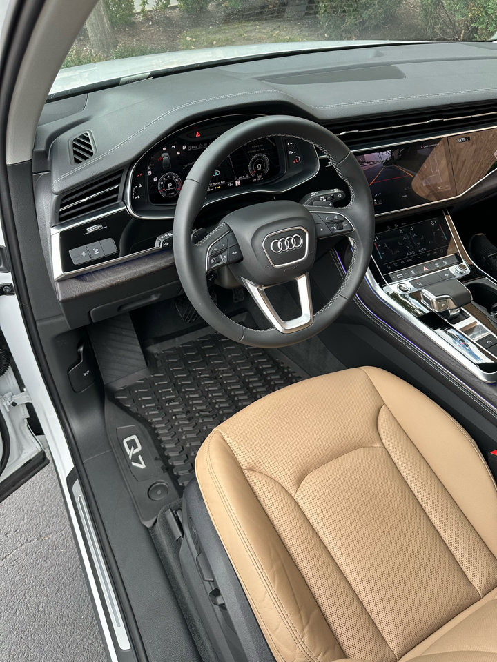 Used 2025 Audi Q7 3.0T Premium Plus w/ Premium Plus Package image 40