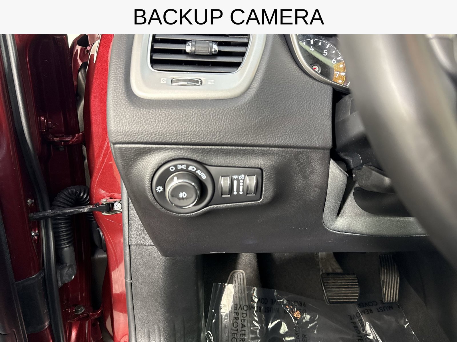 Used 2021 Jeep Compass Latitude w/ Sun and Sound Group AWD/4WD image 15