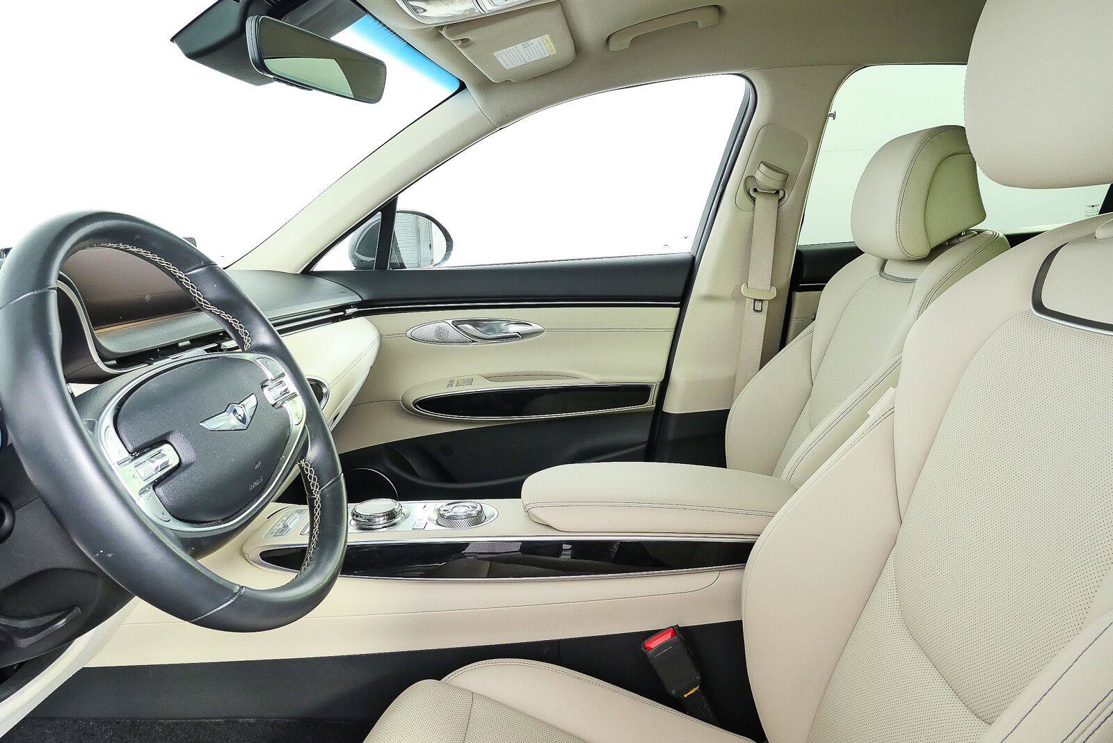 Used 2023 Genesis GV70 2.5T AWD/4WD image 7