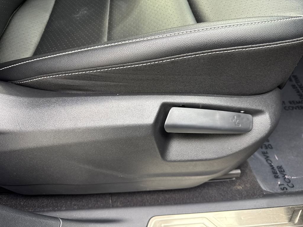 Used 2022 Volkswagen Atlas SE w/ Panoramic Sunroof Package FWD image 51