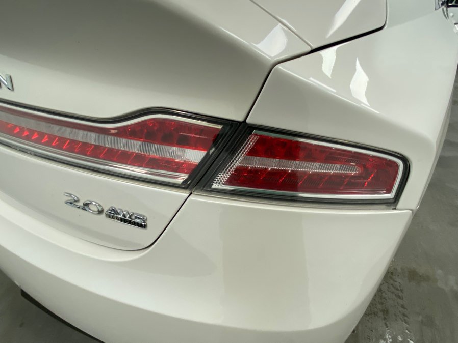 Used 2016 Lincoln MKZ AWD w/ Equipment Group 300A Reserve image 14