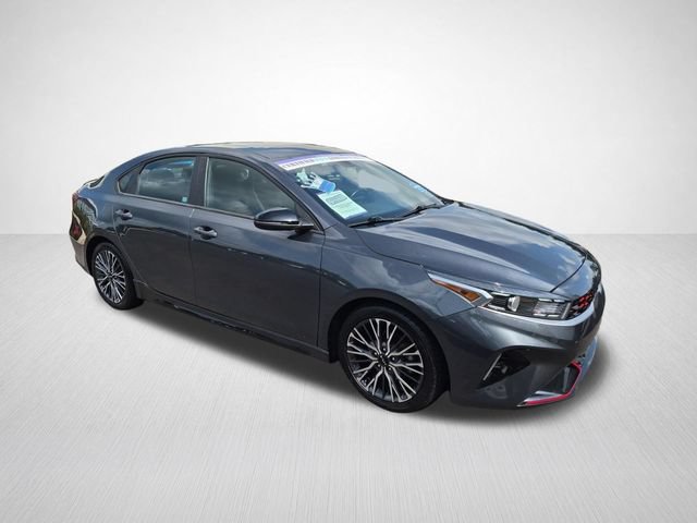 Used 2023 Kia Forte GT-Line w/ GT-Line Premium Package FWD image 4