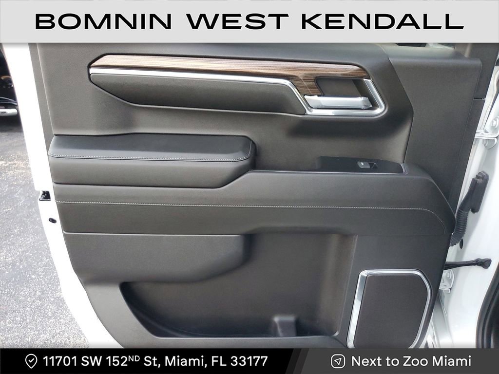 Used 2024 Chevrolet Silverado 1500 LT image 18